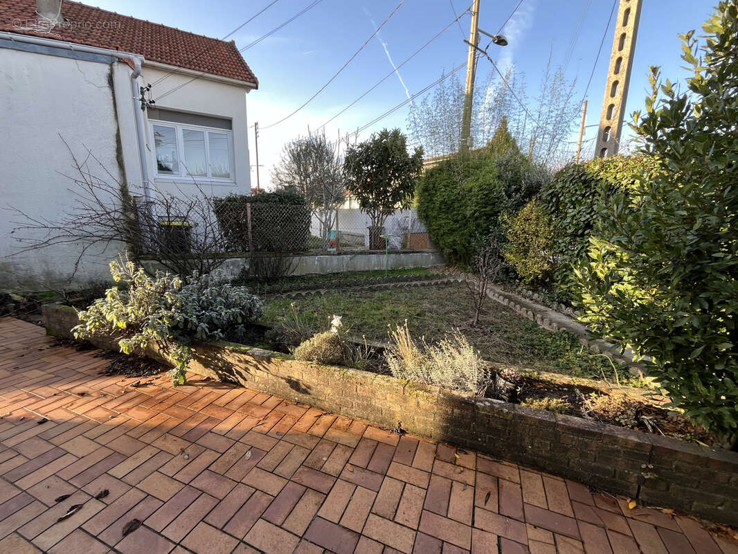 Maison à PARAY-VIEILLE-POSTE