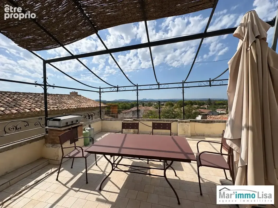 Maison 9 pièces 262 m² à vendre à Mallemort (13370) - photo 2
