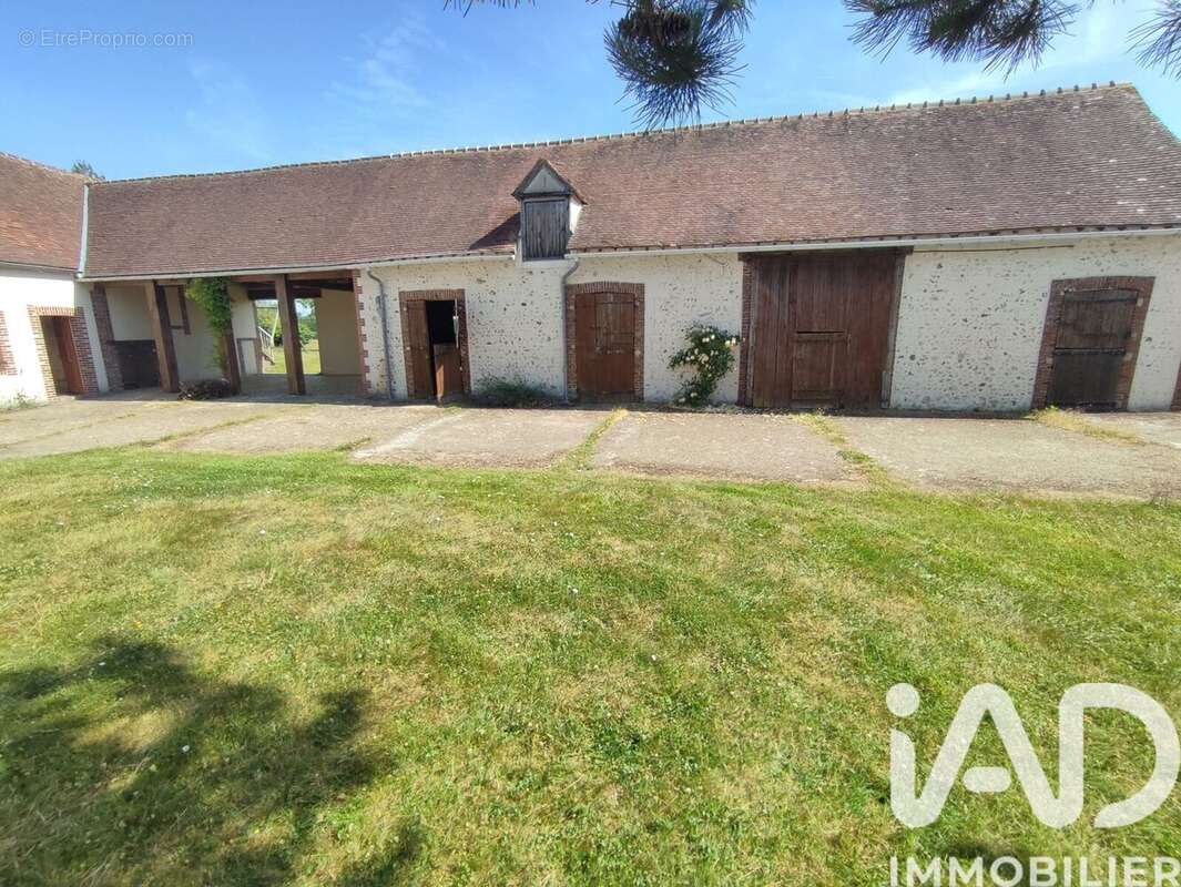 Maison 290 m² à Digny  - photo 2