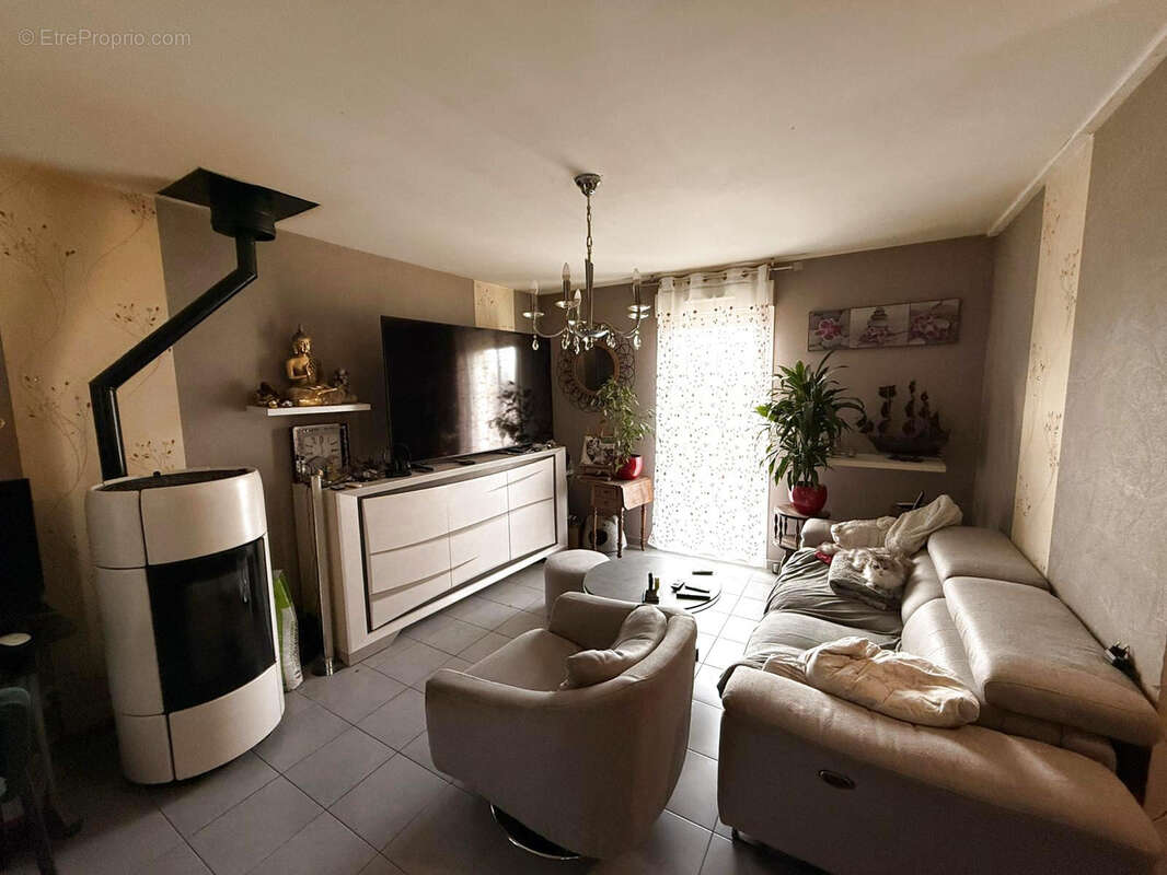 Maison à L'ISLE-SUR-LE-DOUBS