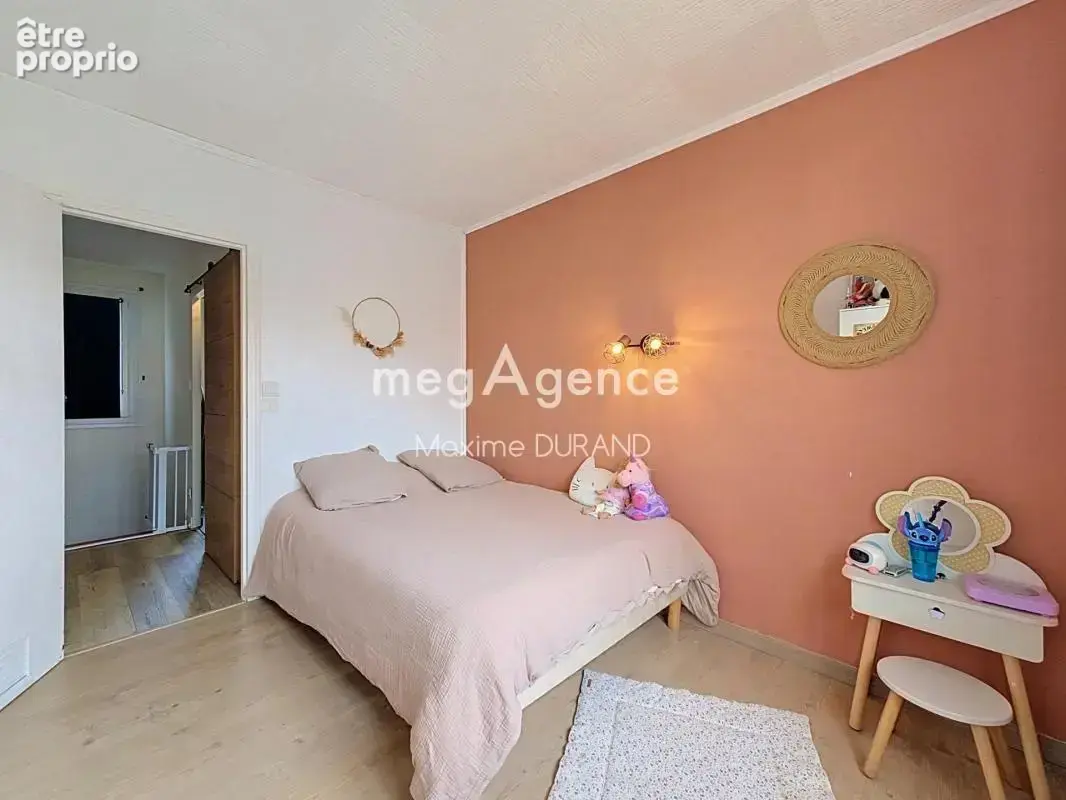 Maison rénovée 3 chambres avec véranda et garage - photo 9