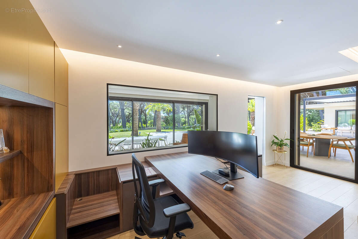 Maison à SAINT-RAPHAEL