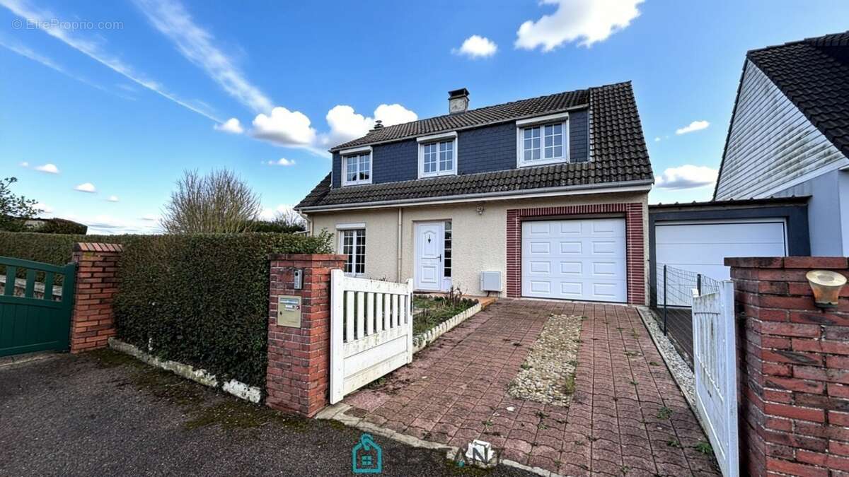 Maison à BOURGTHEROULDE-INFREVILLE