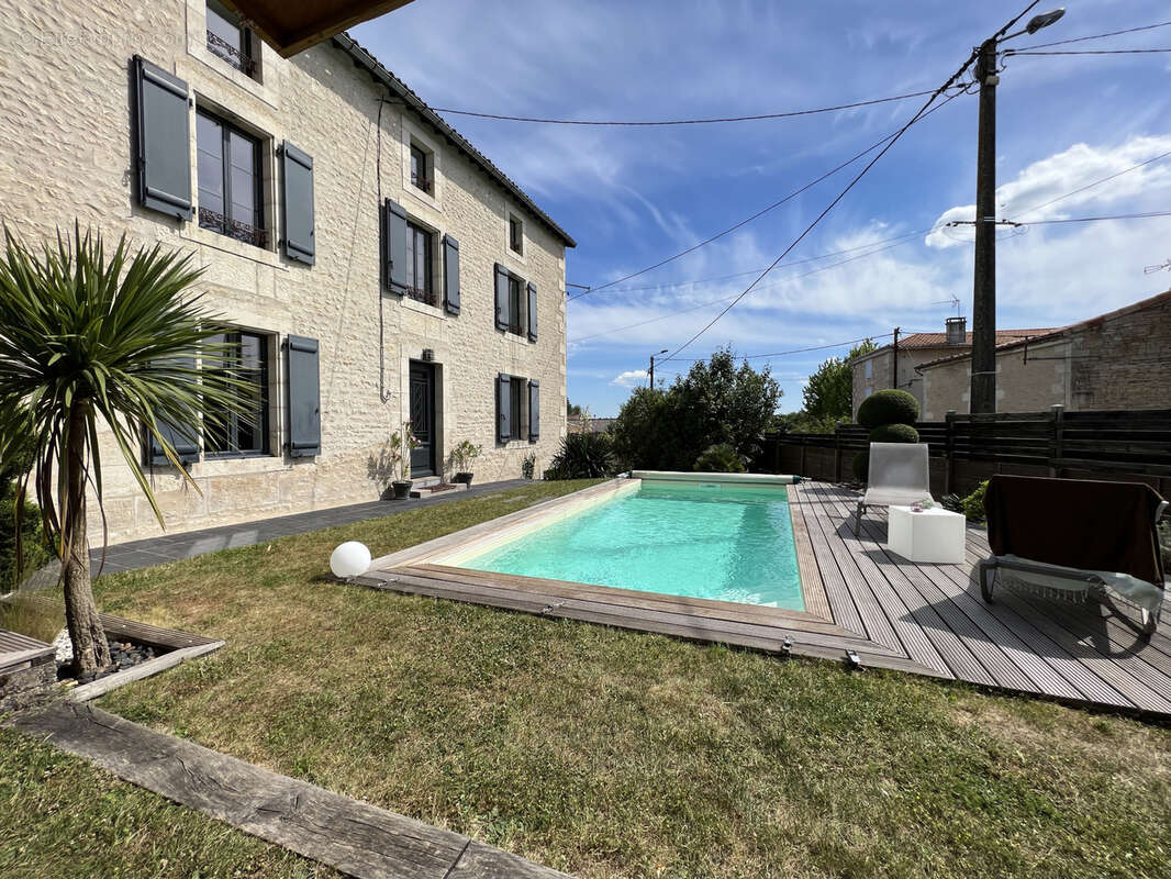 Maison à ECHIRE