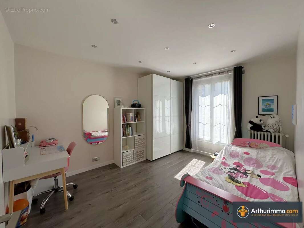 Maison à LIVRY-GARGAN