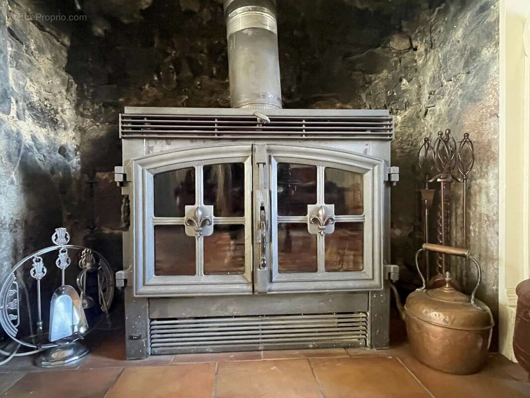 Maison à CHATELUS-MALVALEIX