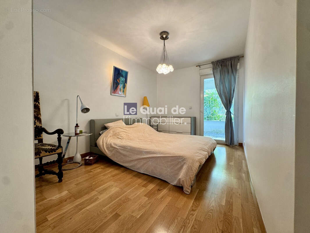 Appartement à MEYLAN