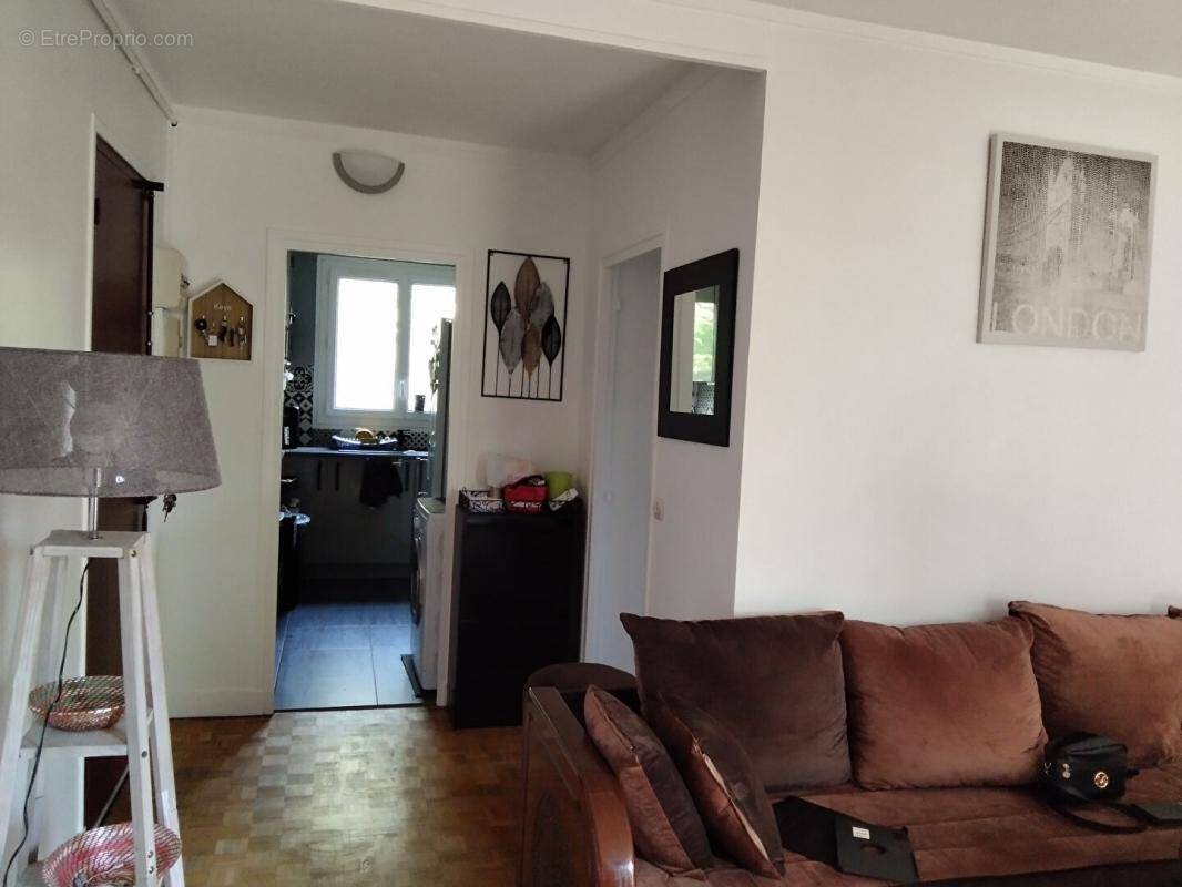 Appartement à LIVRY-GARGAN