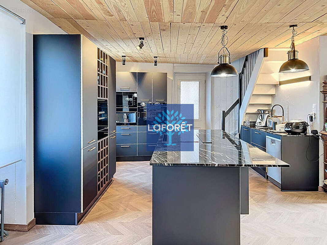 Maison à SAINT-JEAN-SOLEYMIEUX