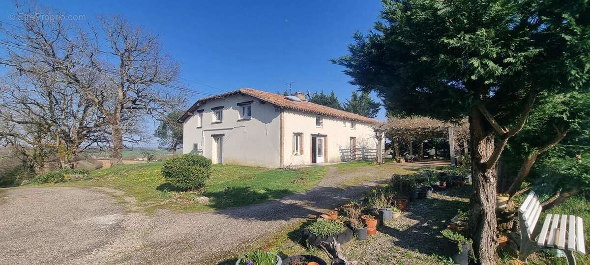 Photo 2 - Maison à LAVIT