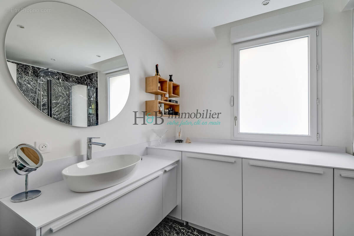 Appartement à SAINT-OUEN