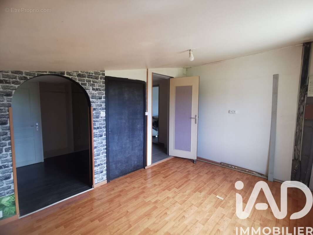 Maison 90 m² à Coutras  - photo 5