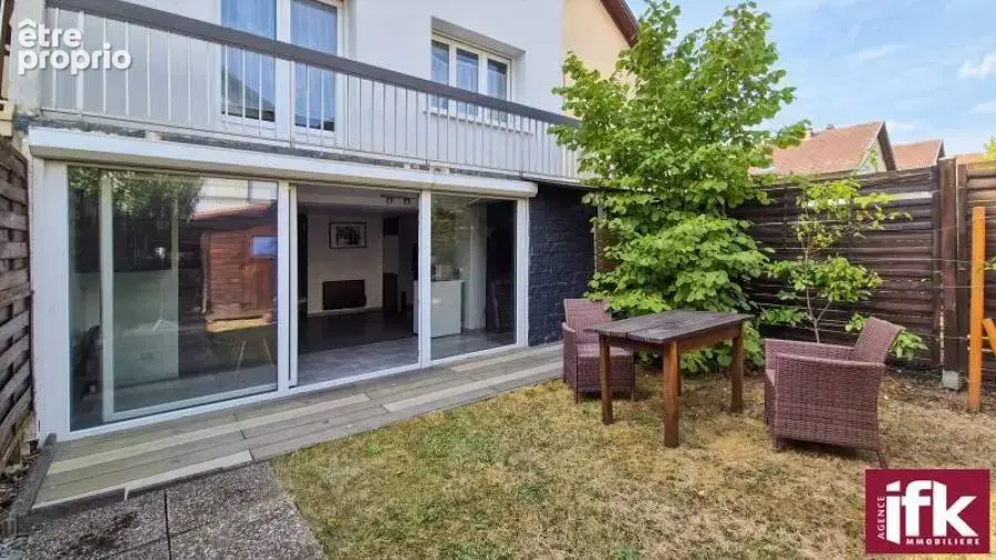 Horbourg-Wihr : Maison de 156 m² avec gîte indépendant, jardin et garage - photo 1