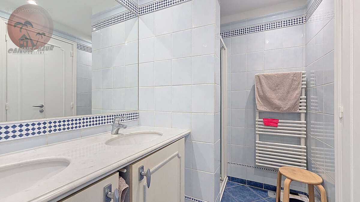 Appartement à LE CANNET