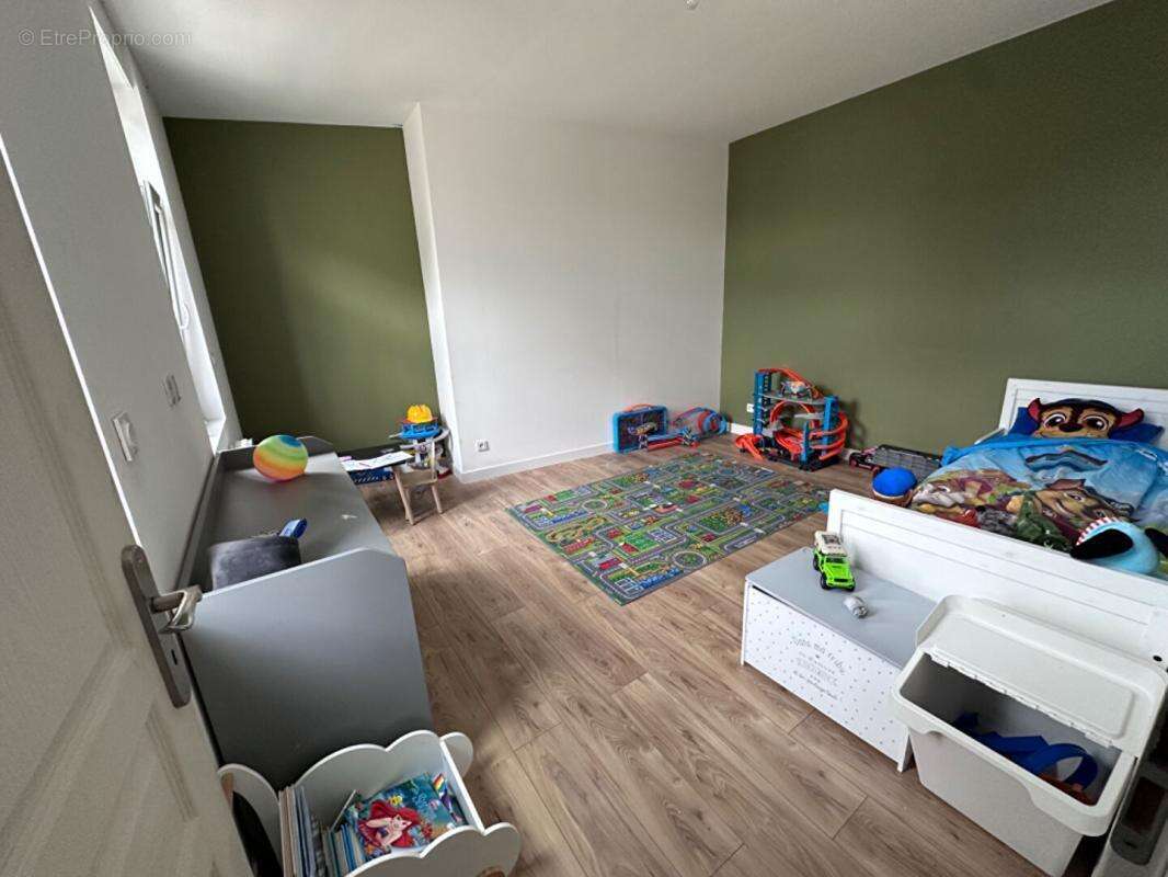Maison 140 m²  - Centre-ville Hénin-Beaumont - 3 chambres + cour - photo 11