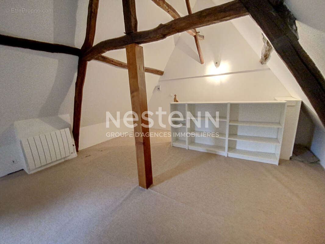 Maison à COMMENCHON