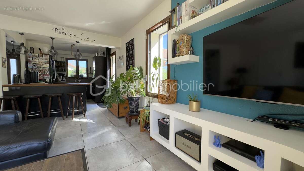 Maison à SAINT-GERVAIS