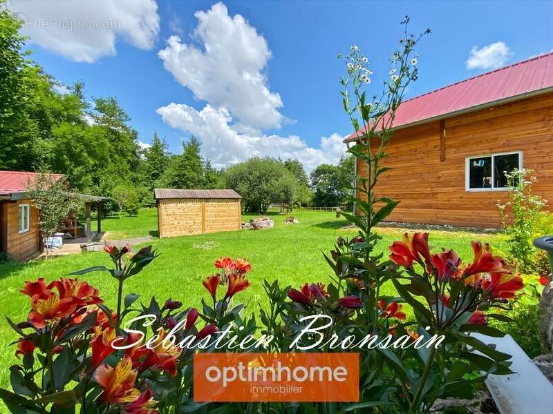 Maison à MONT-SOUS-VAUDREY