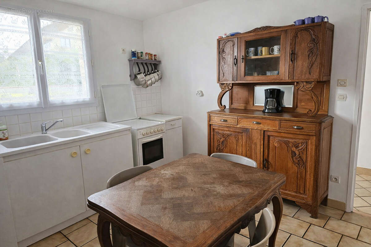 Maison à BUCHY