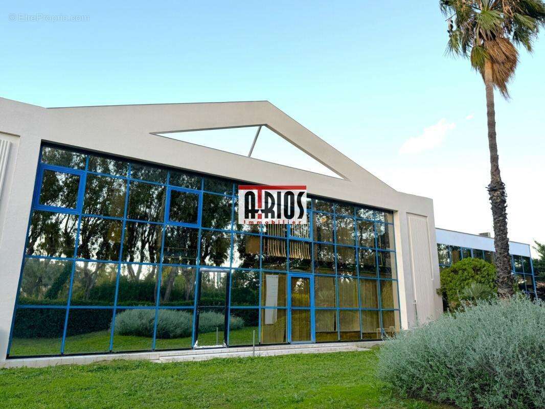 Commerce à HYERES