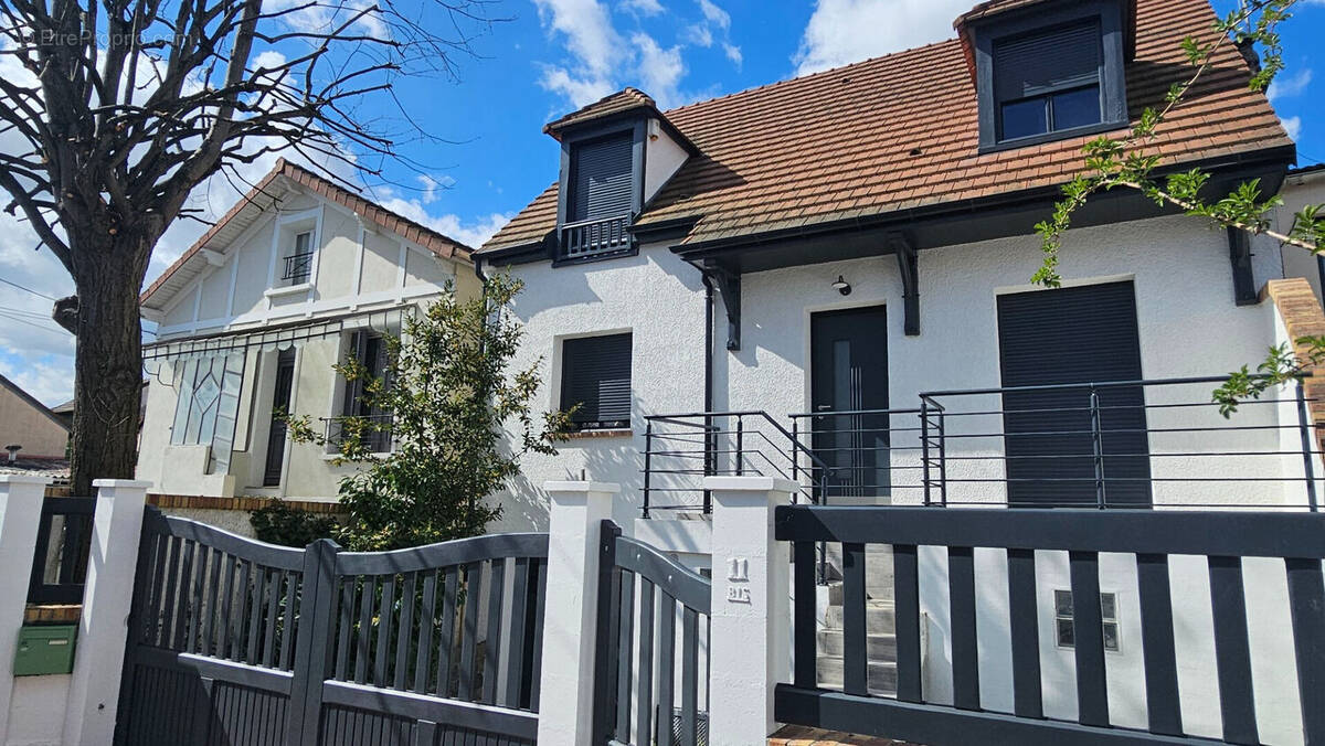 Maison à CHAMPIGNY-SUR-MARNE