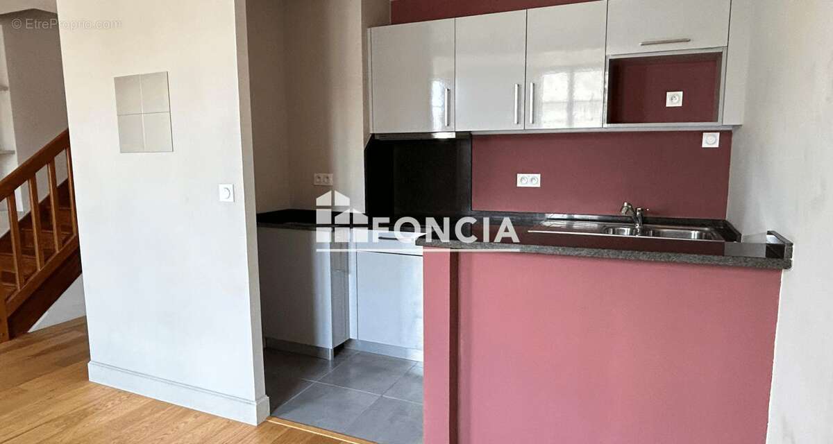 Duplex t3 centre ville - photo 4