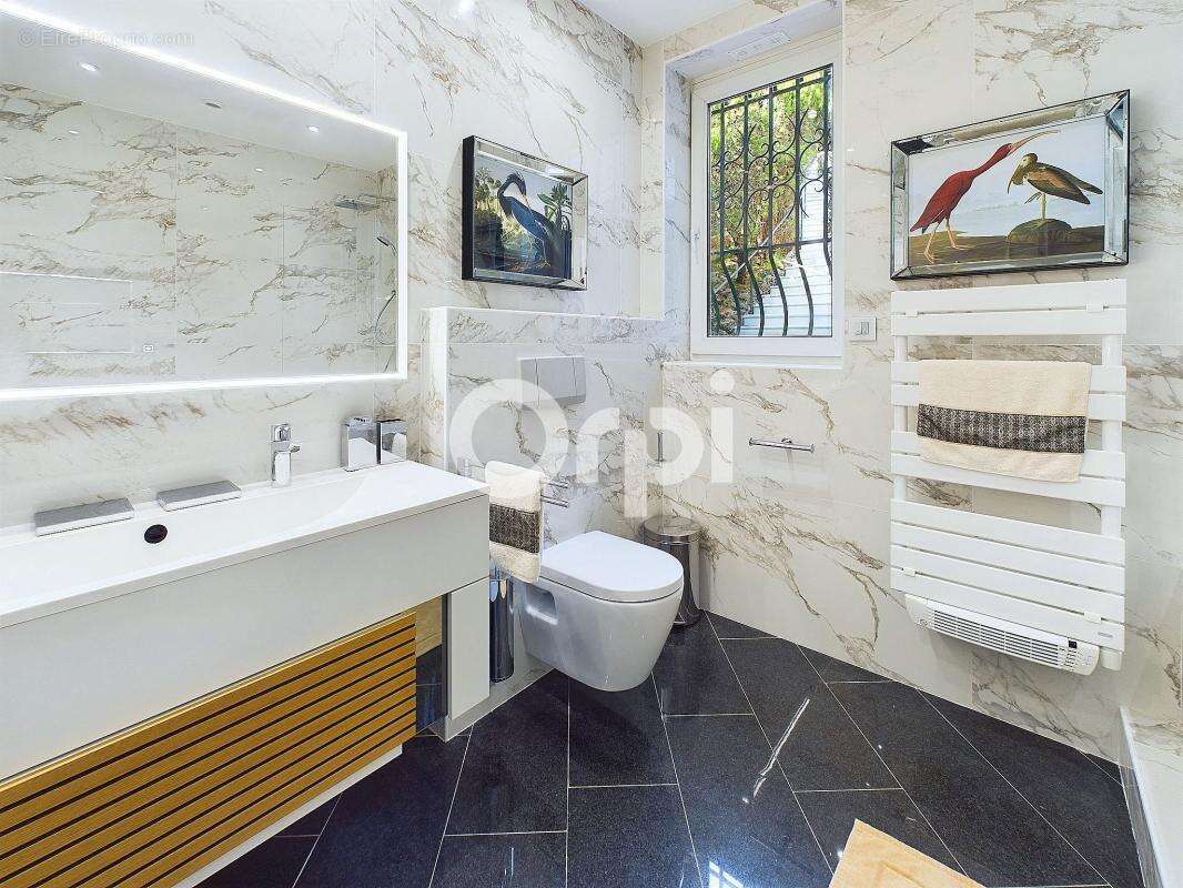 Maison à MANDELIEU-LA-NAPOULE