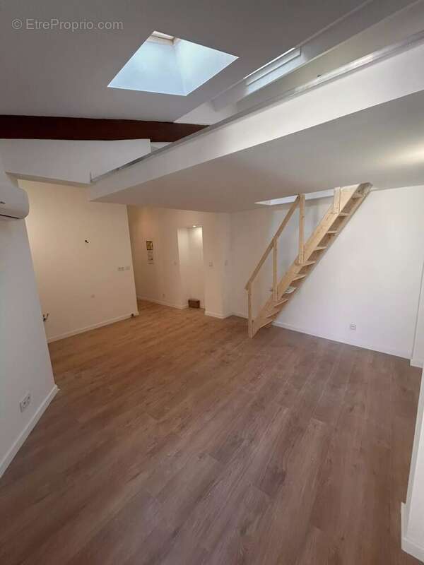 Appartement à VENCE