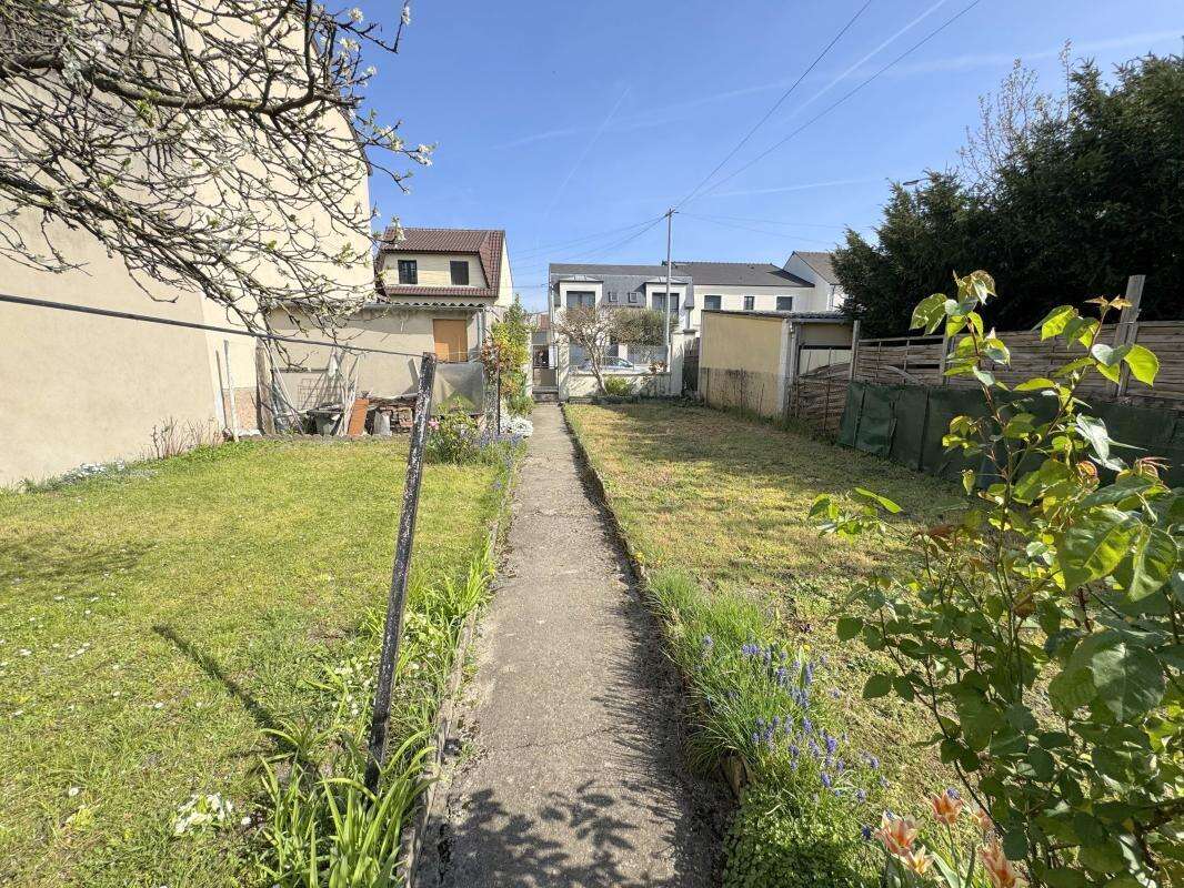Maison à DRANCY