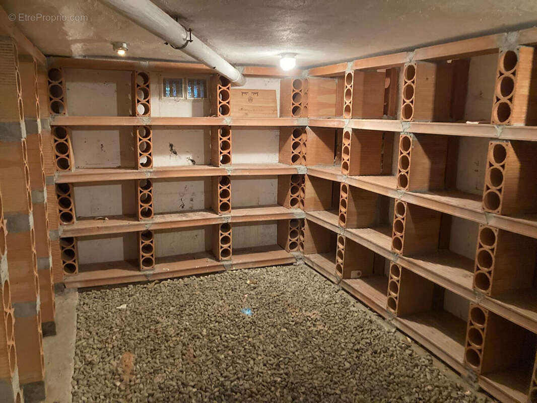 Maison à MONTECHEROUX