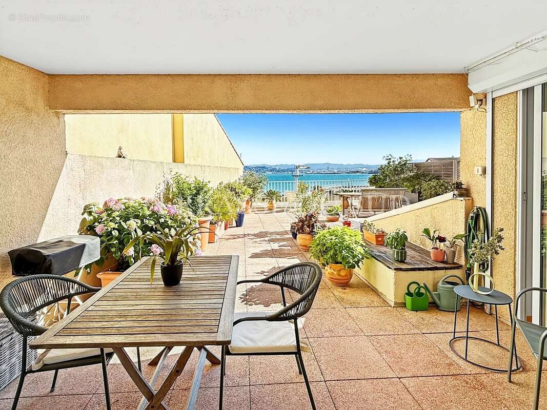 Appartement à MARSEILLE-8E