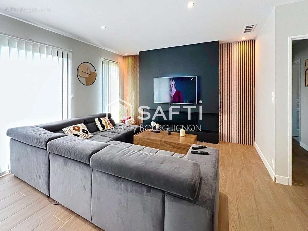 Photo 2 - Maison à MALEMORT-DU-COMTAT