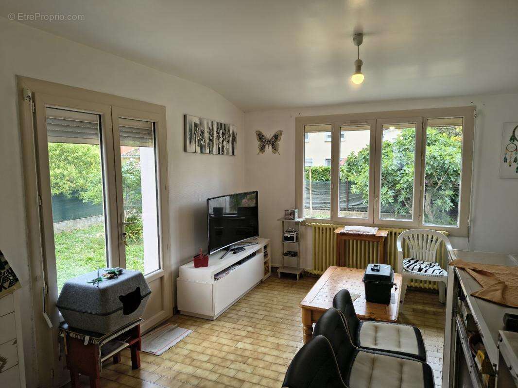 Maison à QUILLAN