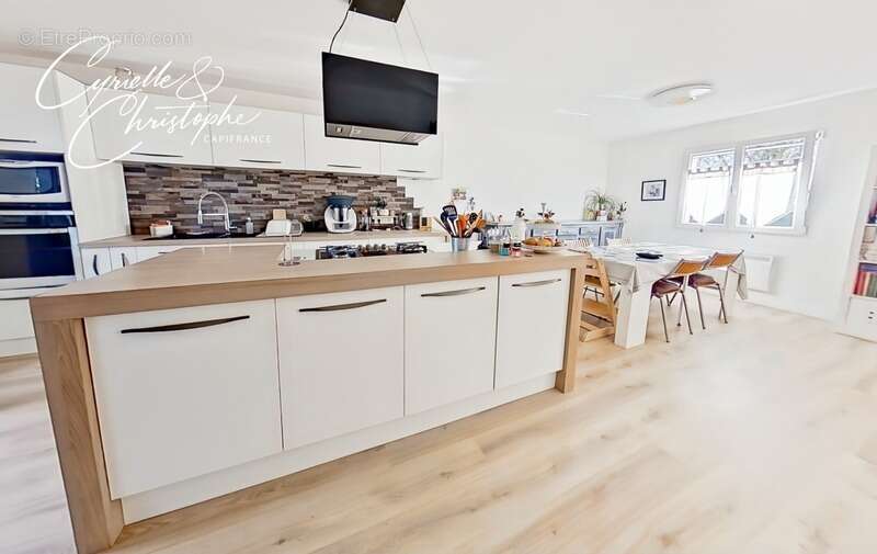 Dpt Hérault (34), à vendre à SAINT ANDRE DE SANGONIS, maison familiale T5 112m² sur terrain de 344m² - photo 2