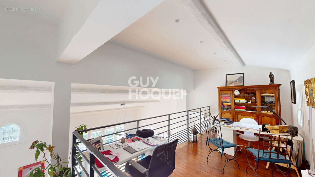 Maison à LES ANGLES