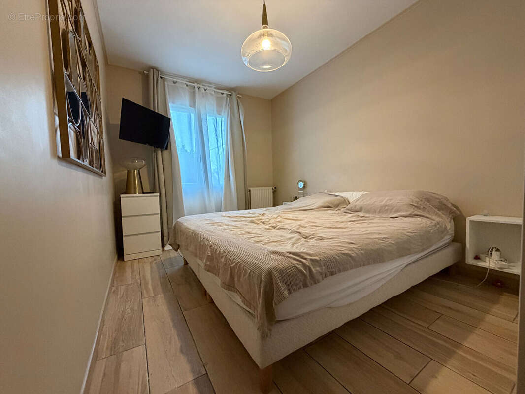 Maison à VERNEUIL-SUR-SEINE