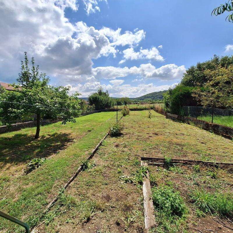 Maison à MILLY-SUR-BRADON