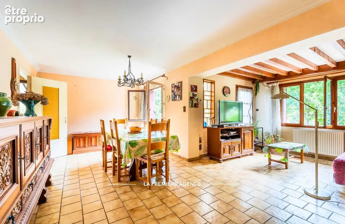 Maison 5 pièces 92 m² à vendre à Tarare (69170) - photo 2