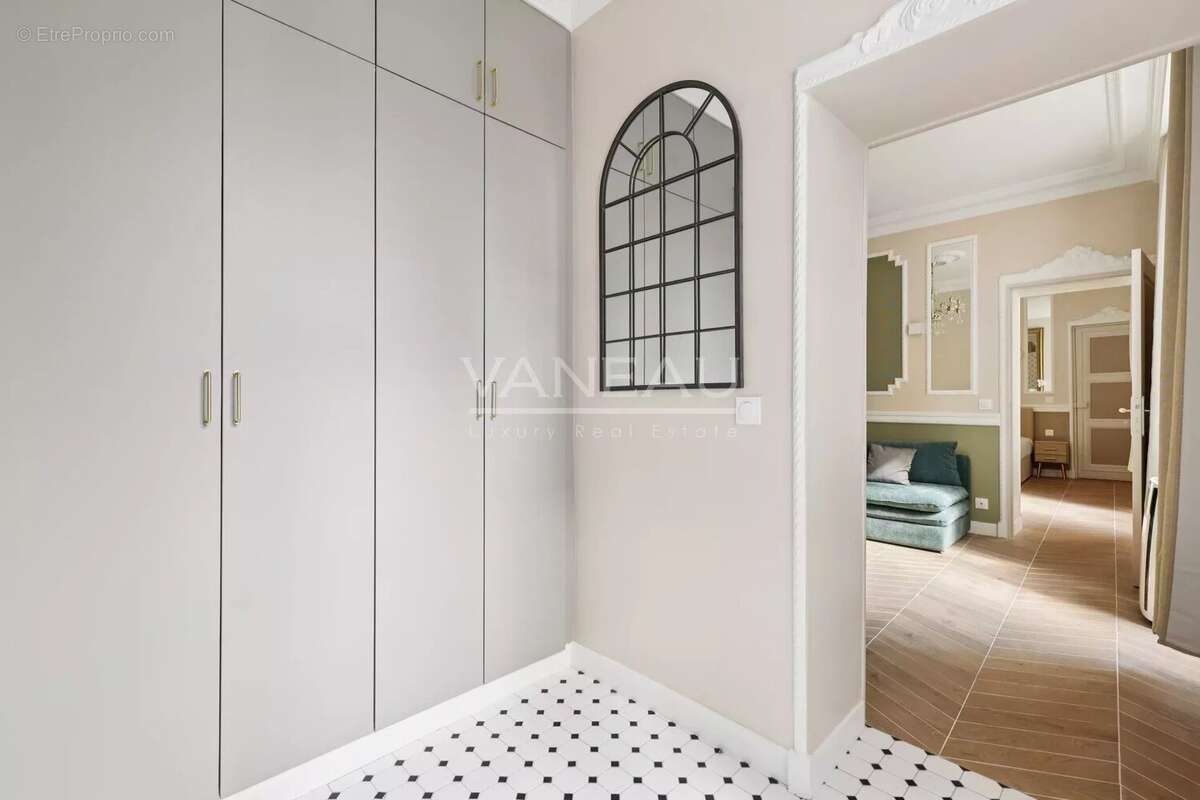 Appartement à PARIS-9E