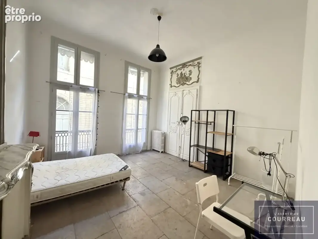 Montpellier   Centre historique, secteur Saint-Roch  Appartement de charme de 80 m2 avec balcon - photo 5