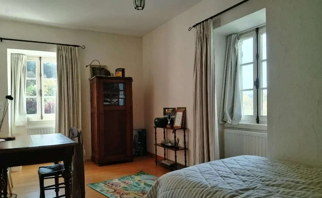 Maison à PORT-LESNEY