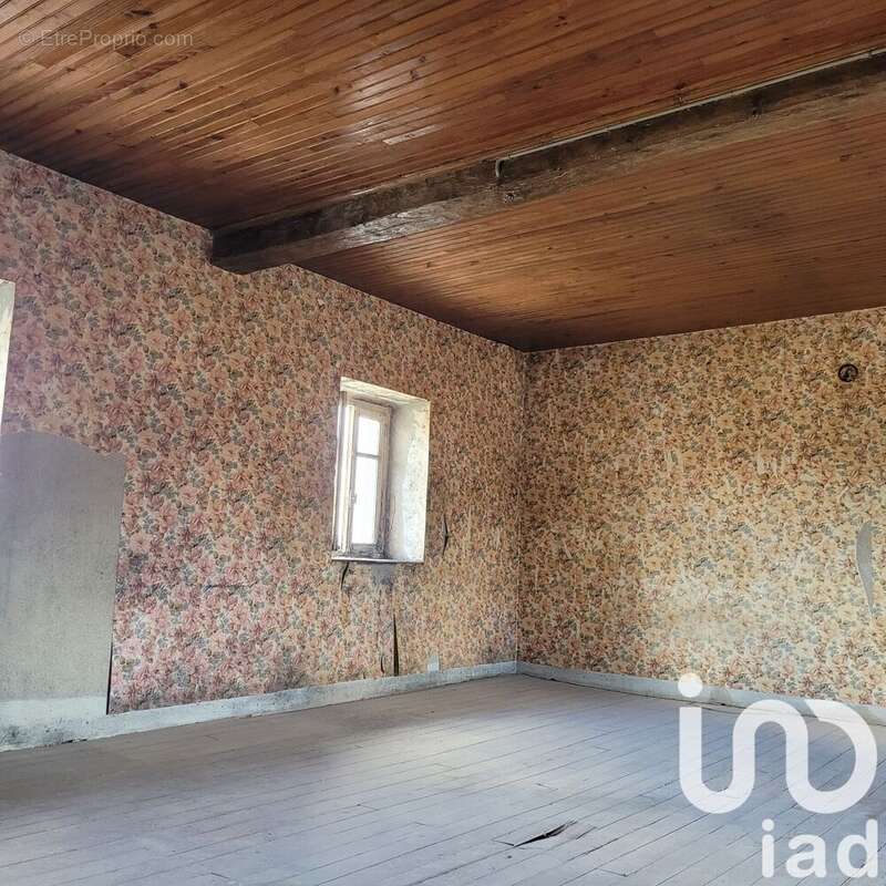 Photo 9 - Maison à SAINT-LAURENT-DE-CHAMOUSSET