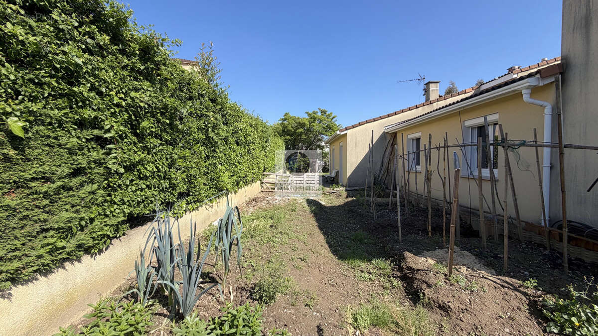 Maison à GUILHERAND-GRANGES