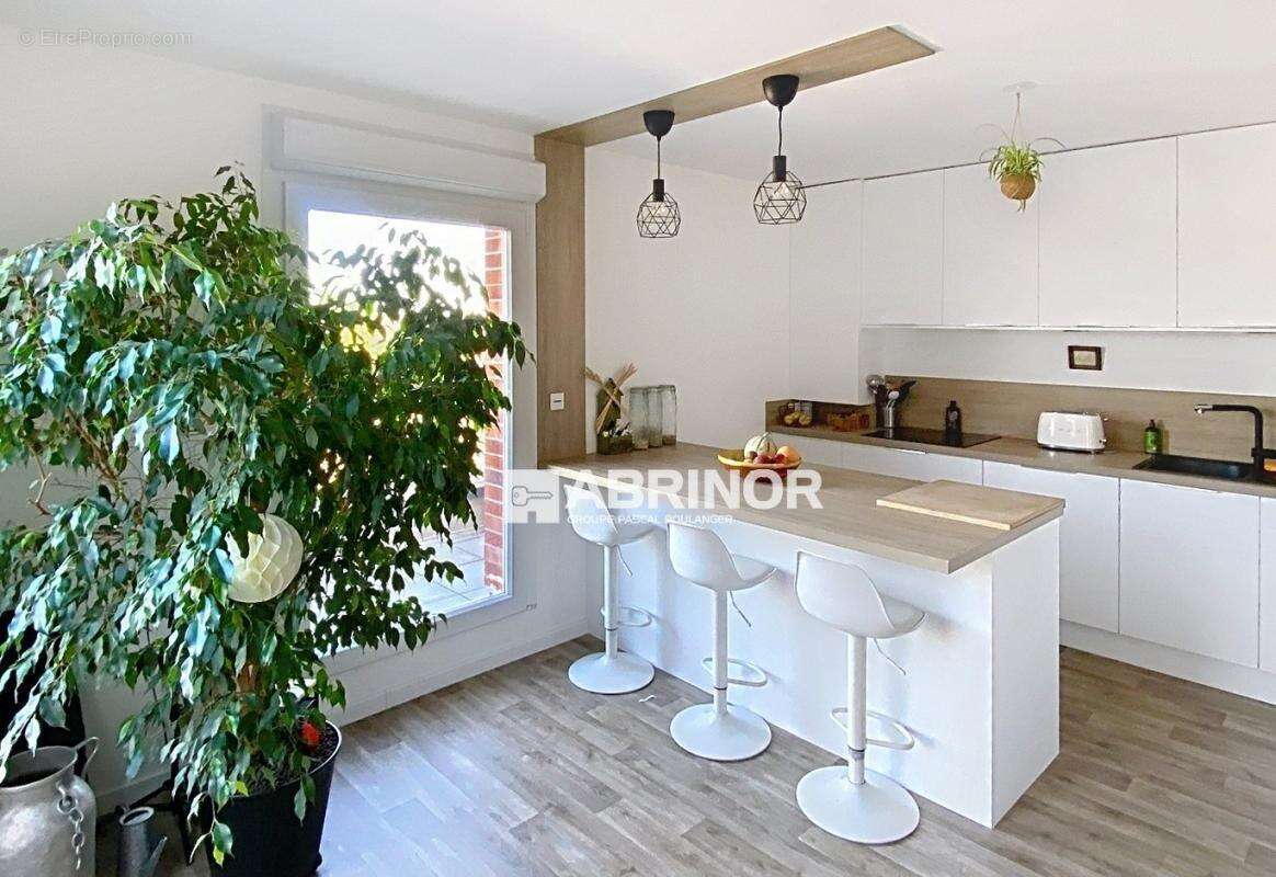 Appartement à QUESNOY-SUR-DEULE