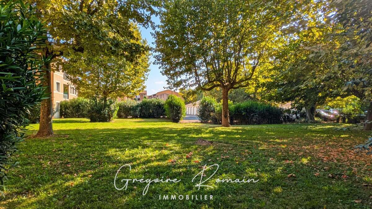 Appartement à SAINT-MARTIN-DE-CRAU