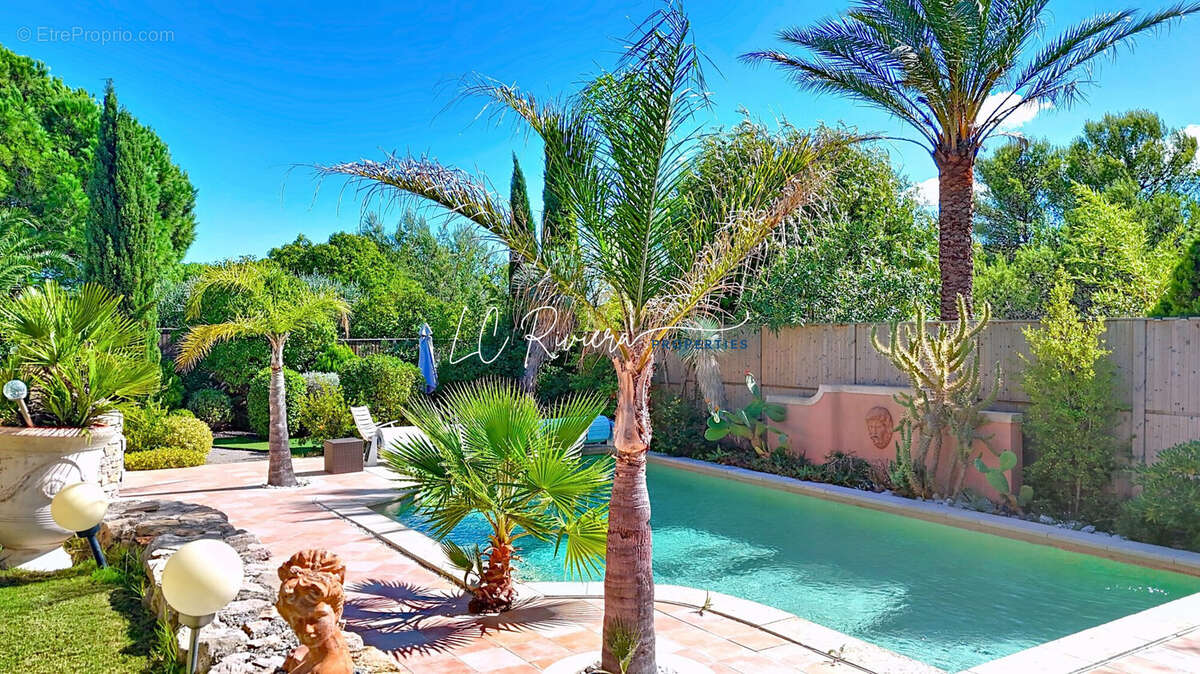 Maison à SAINT-RAPHAEL