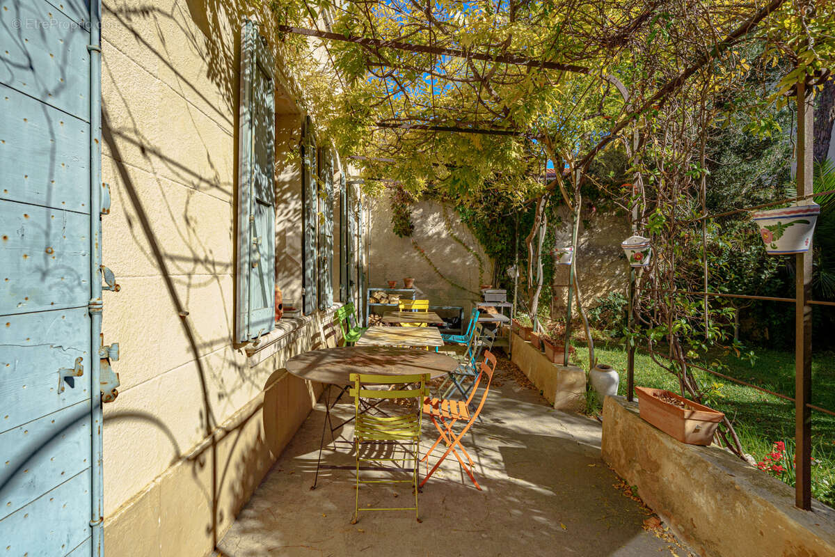 Maison à MARSEILLE-7E