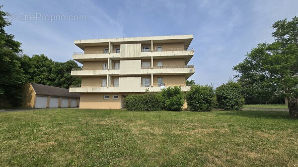 Appartement à SAINT-LAURENT-NOUAN