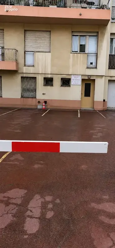Parking à NICE