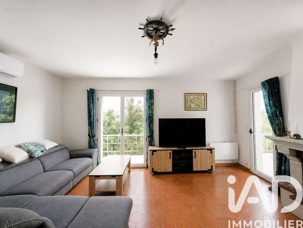 Photo 3 - Maison à LORGUES